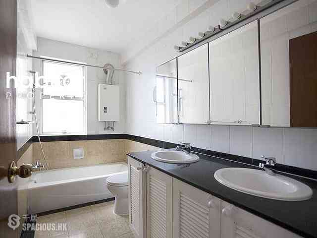 Pok Fu Lam - Scenic Villas 06