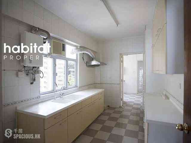 Pok Fu Lam - Scenic Villas 12