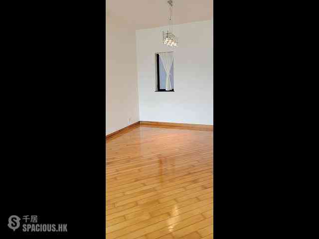 Fortress Hill - Le Sommet Block 2 04
