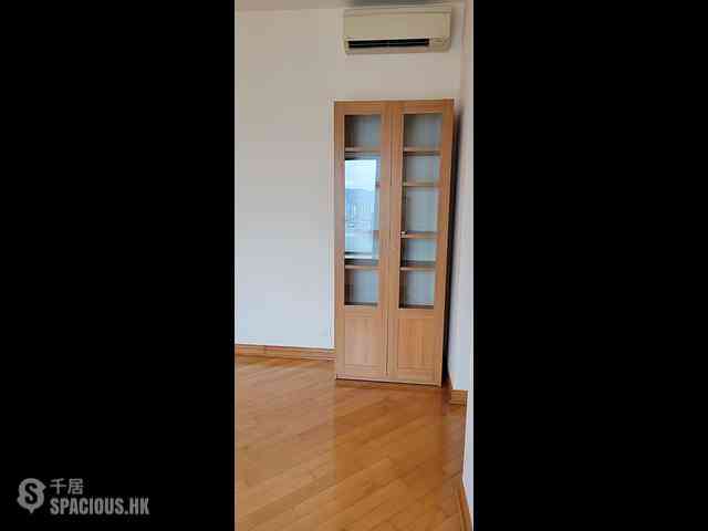 Fortress Hill - Le Sommet Block 2 08