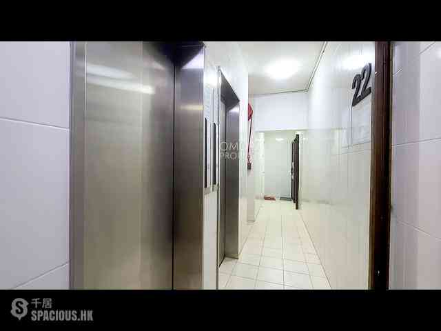 Wan Chai - Hang Shun Mansions 23