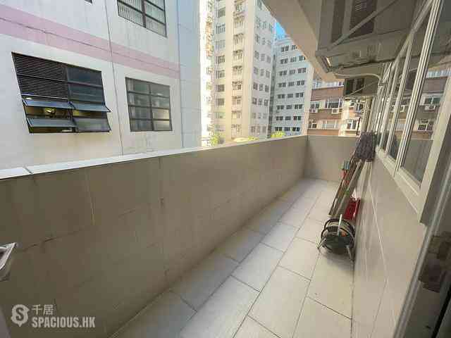 Happy Valley - King Cheung Mansions 01