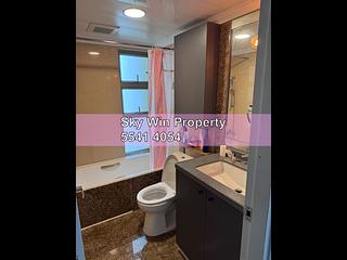Tai Kok Tsui - Hampton Place Tower 3 07
