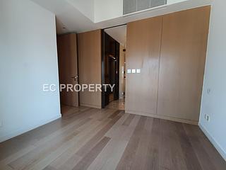 Mid Levels Central - Gramercy 12