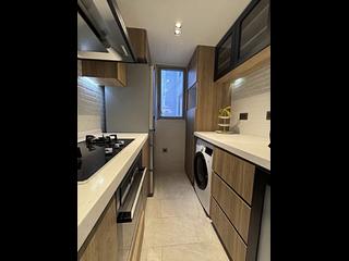 Braemar Hill - Maiden Court Block B 03
