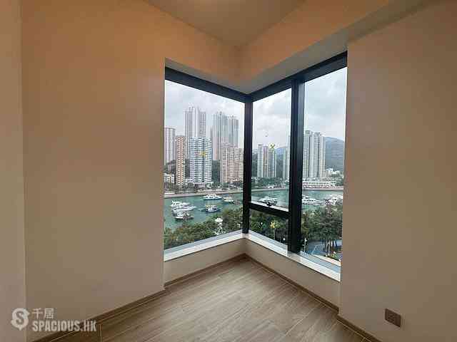 Ap Lei Chau - Aruna 01