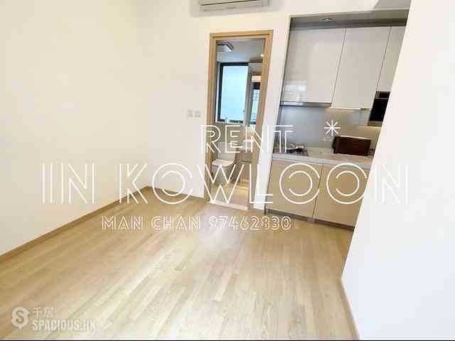 Prince Edward - Novi 02