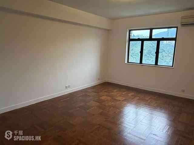 Causeway Bay - Fontana Gardens Block 22-25 03