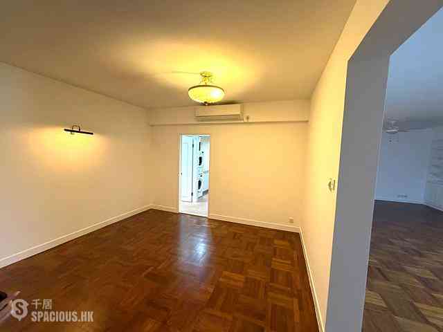 Causeway Bay - Fontana Gardens Block 22-25 09