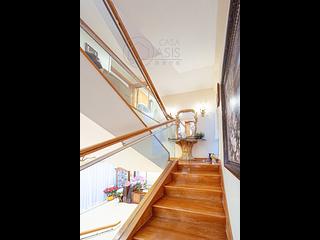 The Peak - Sunshine Villa 05