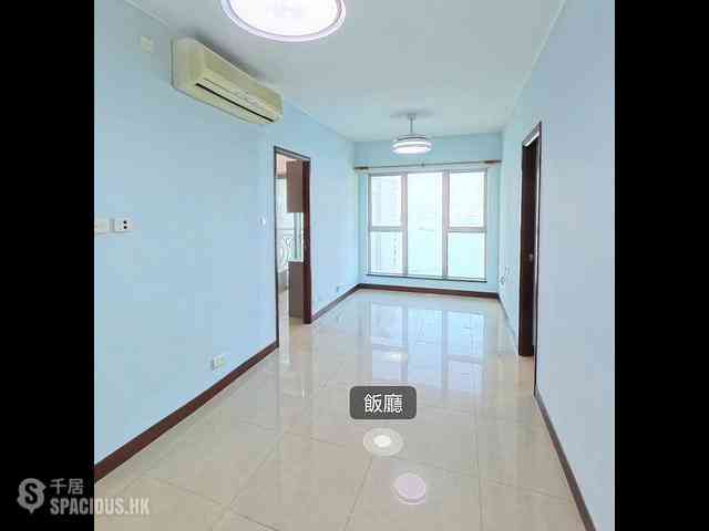 Kennedy Town - The Merton Tower 3 01