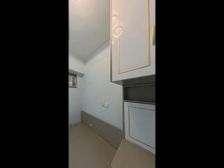 Kennedy Town - The Merton Tower 3 03