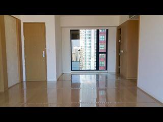 Mid Levels Central - Gramercy 03