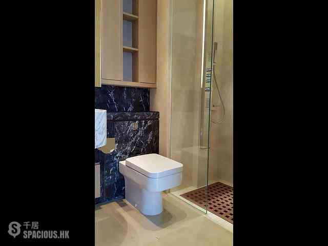 Mid Levels Central - Gramercy 06