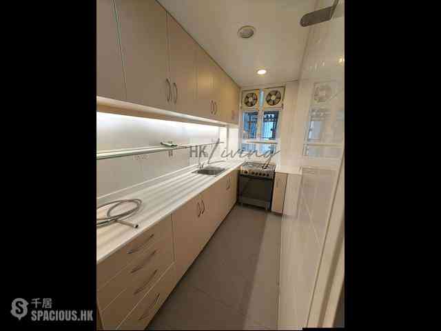 Mid Levels Central - Welsby Court 04
