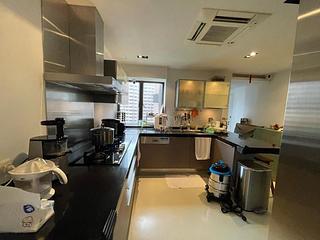Tai Tam - Hong Kong Parkview Parkview Rise Block 8 06