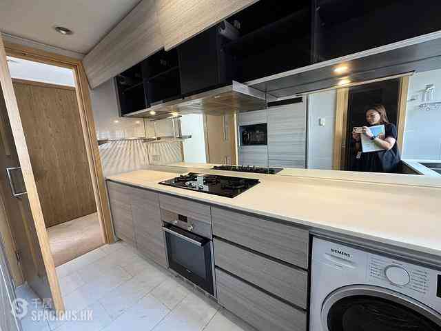 Tung Chung - The Visionary Tower 3 03