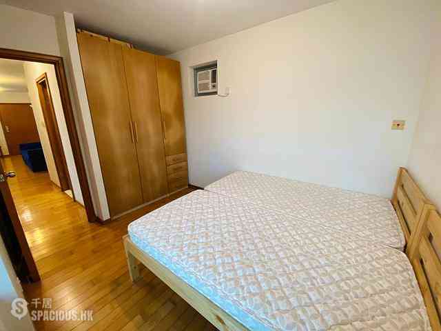 Tung Chung - Seaview Crescent Block 1 07