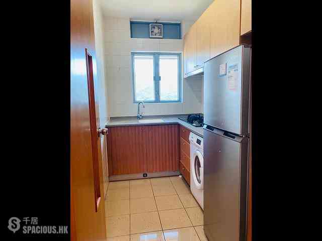 Tung Chung - Seaview Crescent Block 1 06