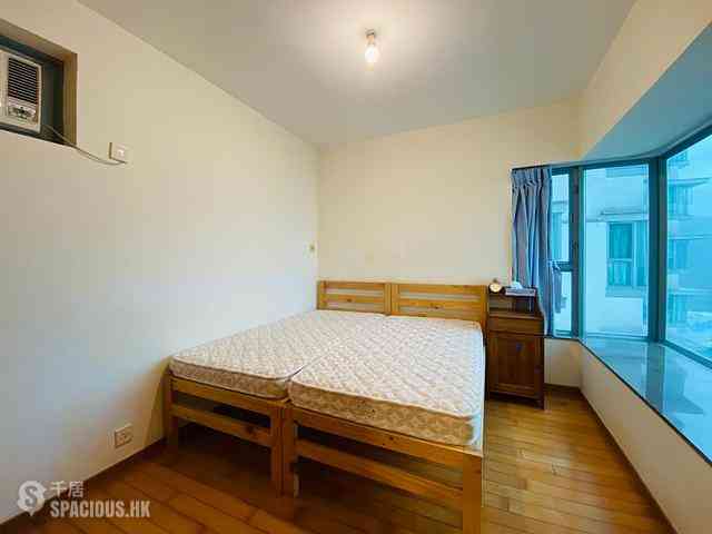 Tung Chung - Seaview Crescent Block 1 08