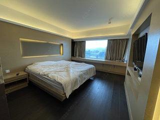 Braemar Hill - Sky Scraper 13