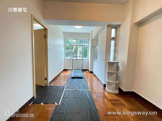 Mid Levels Central - 11, Mosque Street 01