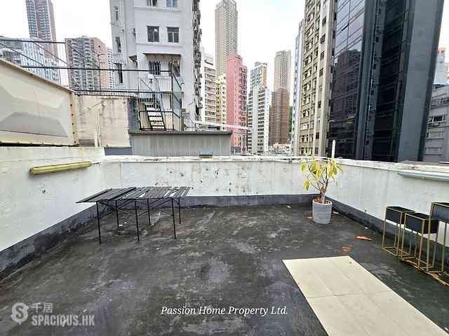 Happy Valley - Evone Court 02
