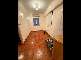 Wan Chai - Hay Wah Building Block B 04