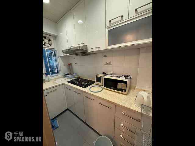 Wan Chai - Hay Wah Building Block B 09