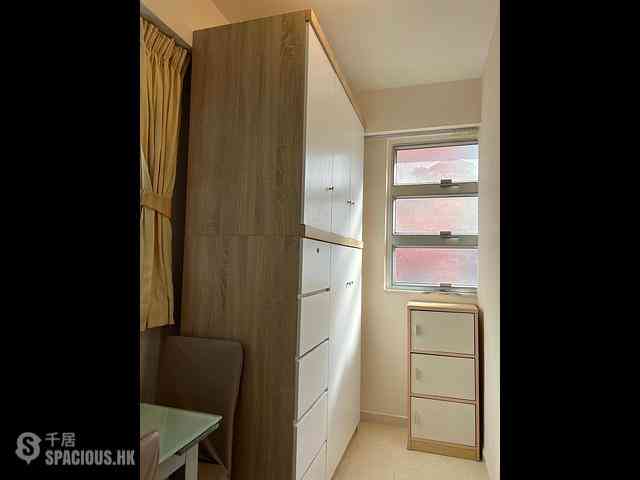 Wan Chai - Lee Loy Building 14