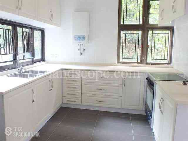 Stubbs Road - Taipan Court 08