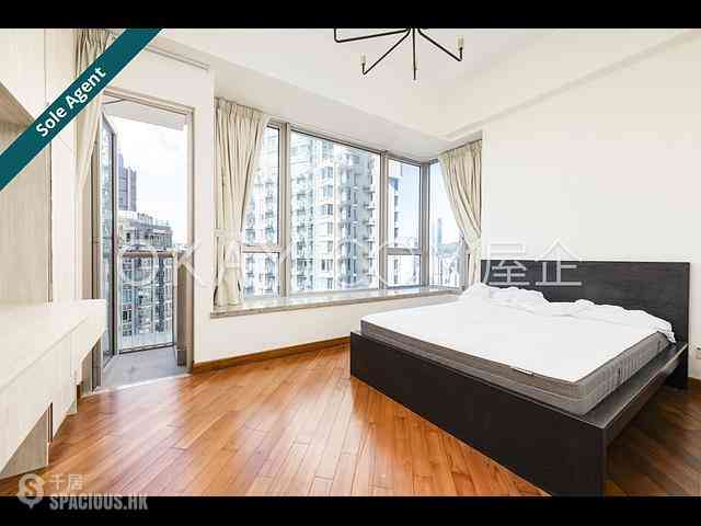 Wan Chai - The Avenue Phase 2 05