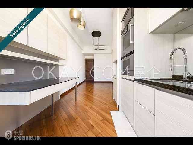 Wan Chai - The Avenue Phase 2 15