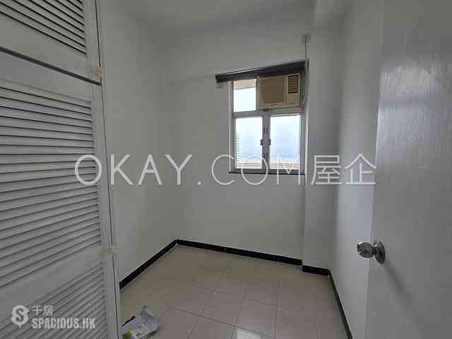 Sai Ying Pun - Kingsfield Tower Block B 06