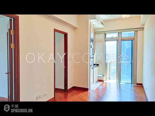 Wan Chai - The Avenue Phase 2 Block 2 02