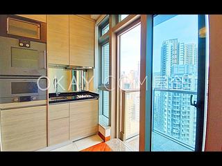 Wan Chai - The Avenue Phase 2 Block 2 03