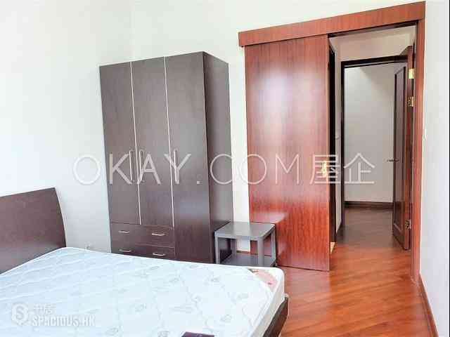 Wan Chai - The Avenue Phase 2 05