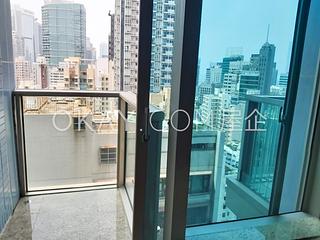 Wan Chai - The Avenue Phase 2 03