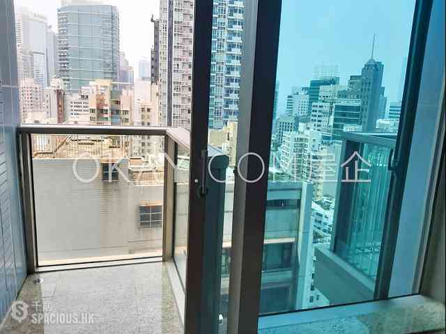 Wan Chai - The Avenue Phase 2 03