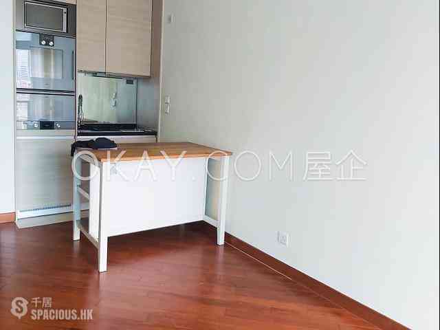 Wan Chai - The Avenue Phase 2 05