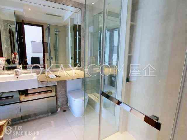 Wan Chai - The Avenue Phase 2 Block 2 05