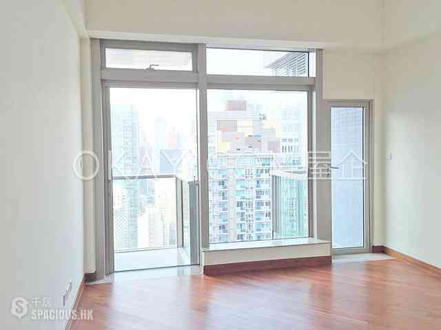 Wan Chai - The Avenue Phase 2 Block 2 03