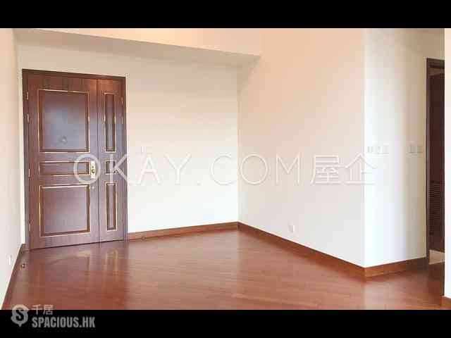 Wan Chai - The Avenue Phase 2 03