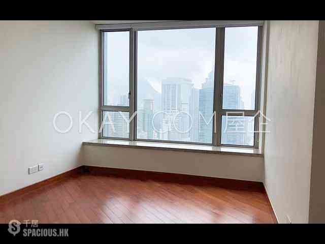 Wan Chai - The Avenue Phase 2 08
