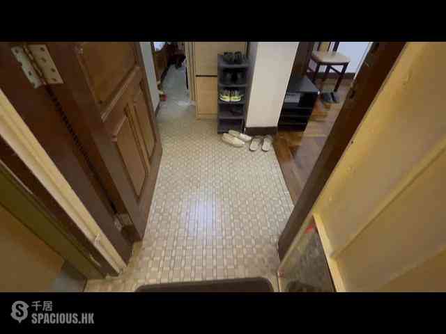 Mid Levels West - Hing Wah Mansion Block B 01