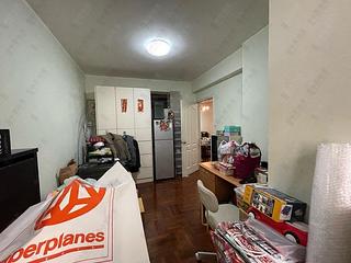 Mid Levels West - Hing Wah Mansion Block B 03