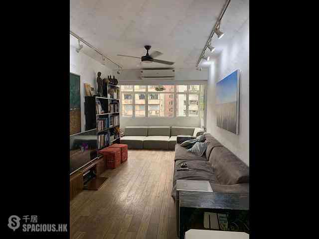 Mid Levels West - Hing Wah Mansions 02