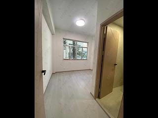 Sai Ying Pun - 1E, High Street 13