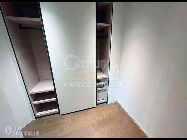 Mid Levels Central - 3, MacDonnell Road 04