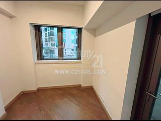 Mid Levels Central - 3, MacDonnell Road 06